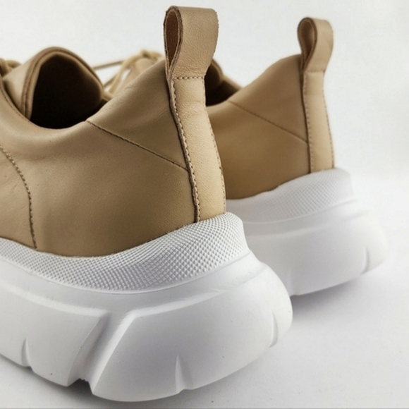 J/SLIDES NYC Women's Knockout Tan White Sneakers Leather Chunky Platform Sz 7.5M - Picture 9 of 13